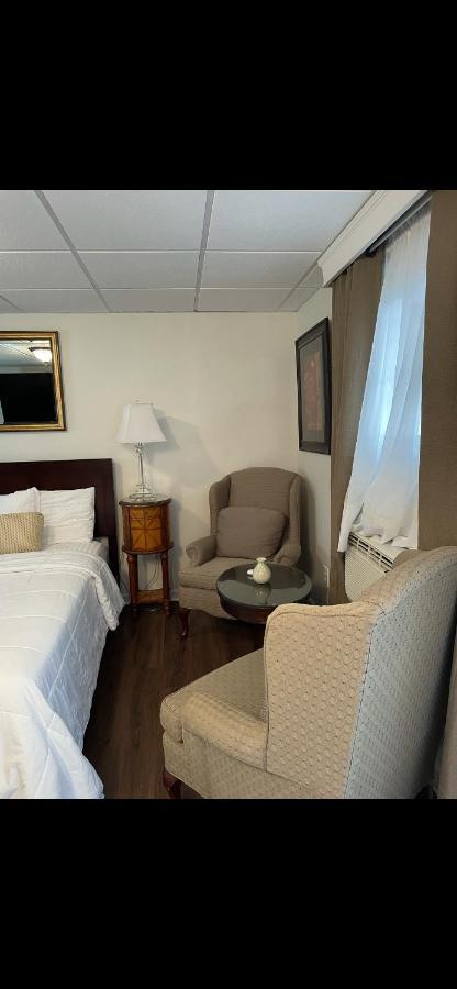 Inn Niagara Niagarawatervallen Buitenkant foto
